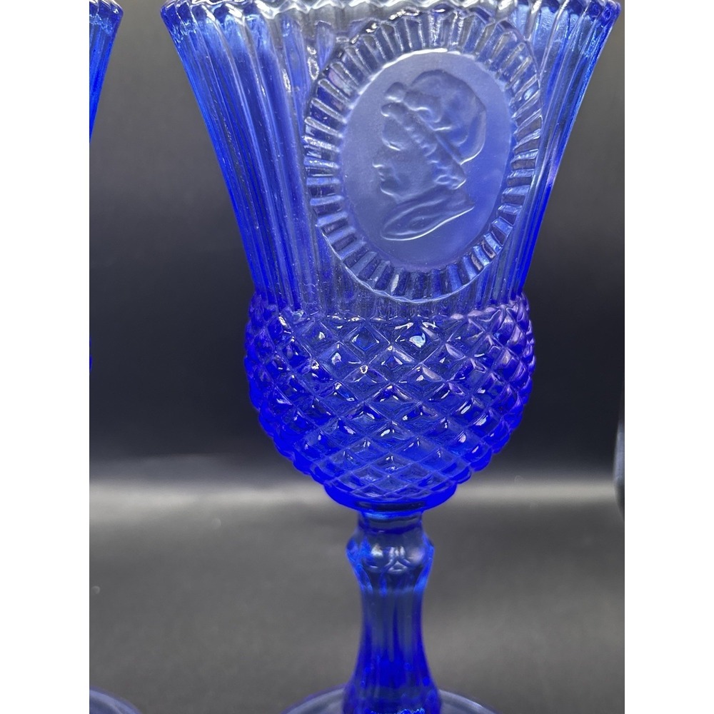 Pair of Vintage Cobalt Blue George & Martha Washington Goblets/Wine Glasses - Picture 4 of 7
